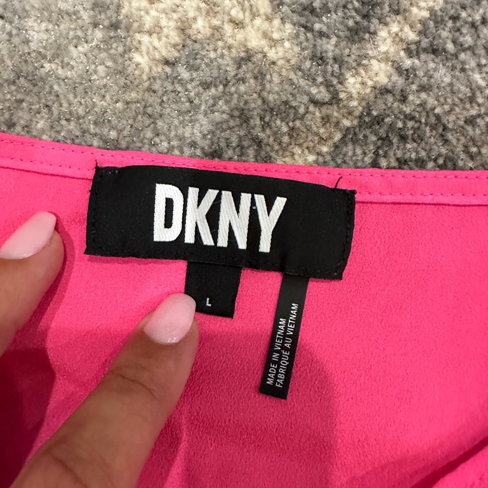Dkny blouse - Picture 2 of 2